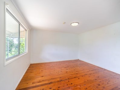 17 Mallon Street, Dunwich 0