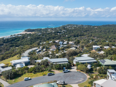 2/7 Pratt Court, Point Lookout 0