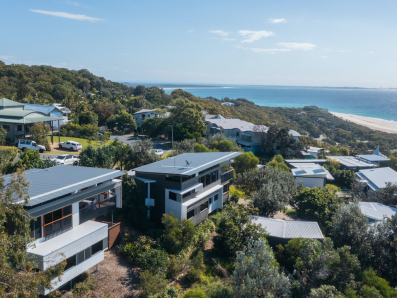 2/7 Pratt Court, Point Lookout 0