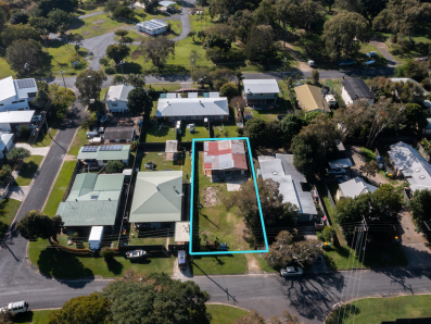 12 Petrie Street, Dunwich 0