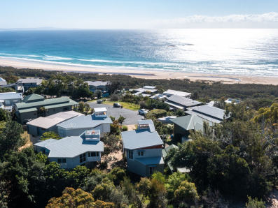 3/5 Pratt Court, Point Lookout 0