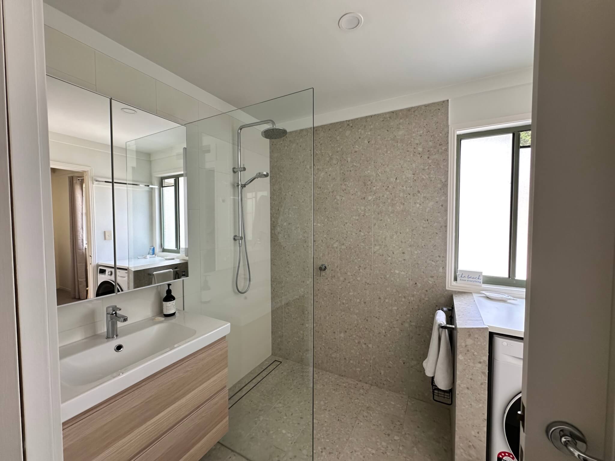 The Dunes minimalist bathroom