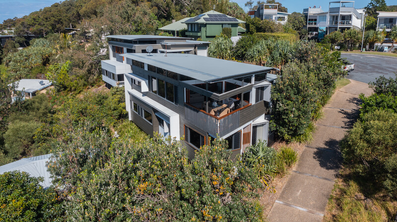 Pratt Court Modern multi-level home surrounded by trees and coastal neighbourhood views