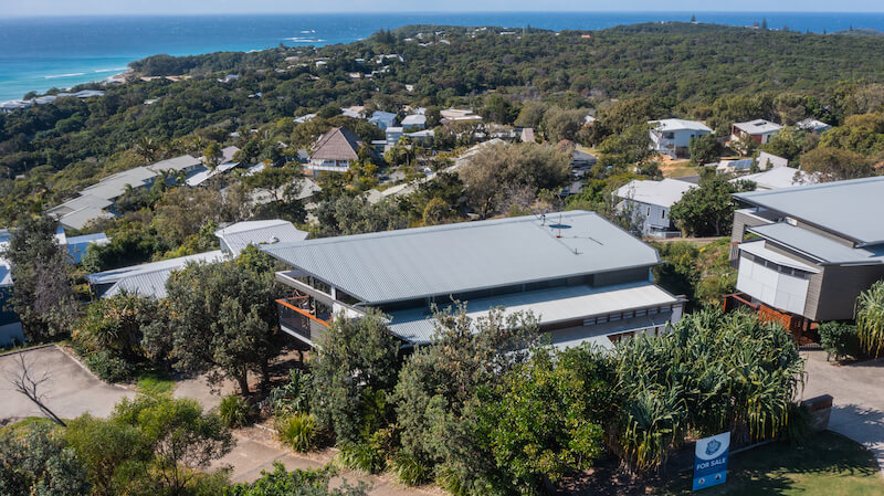 Aerial coastal home Banyandah Pratt Court Stradbroke Island