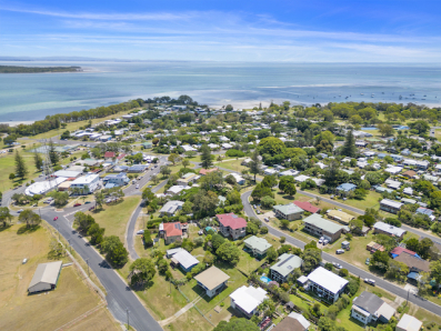 8 Stradbroke Place, Dunwich 0