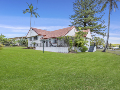 8 Stradbroke Place, Dunwich 0