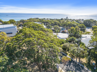 6 Galeen Street, Point Lookout 0