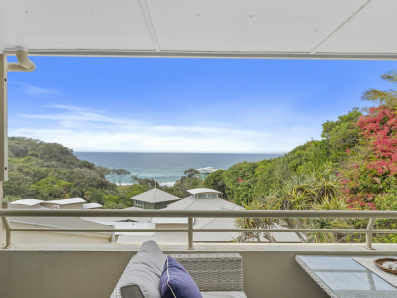 18/1 Samarinda Drive, Point Lookout 0