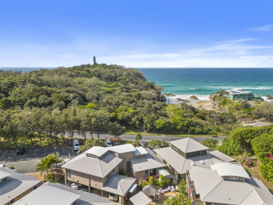 18/1 Samarinda Drive, Point Lookout 0
