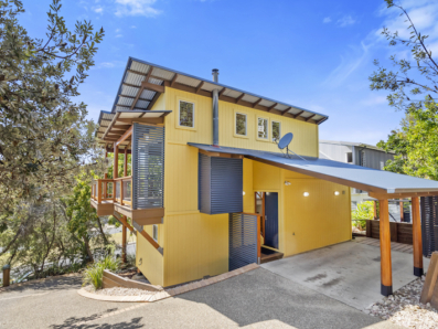 3/35 George Nothling Drive, Point Lookout 0