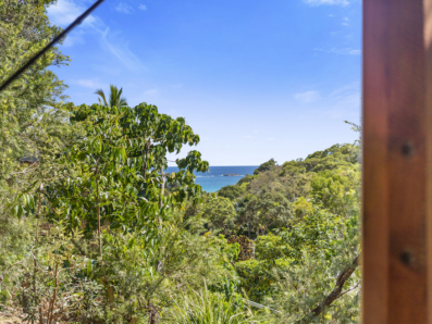 3/35 George Nothling Drive, Point Lookout 0