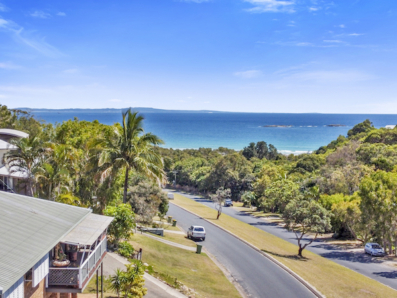 3/35 George Nothling Drive, Point Lookout 0