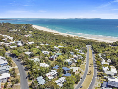 3/35 George Nothling Drive, Point Lookout 0