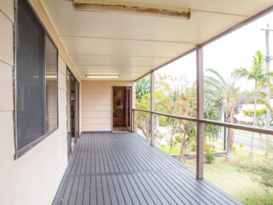 42 Tramican Street, Point Lookout 0