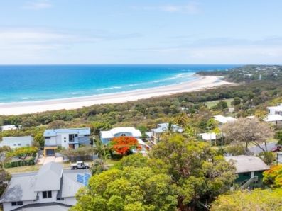 42 Tramican Street, Point Lookout 0