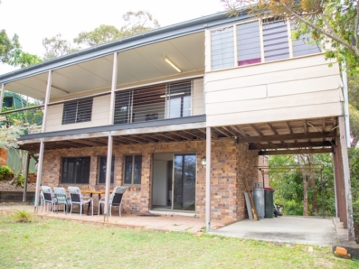 42 Tramican Street, Point Lookout 0
