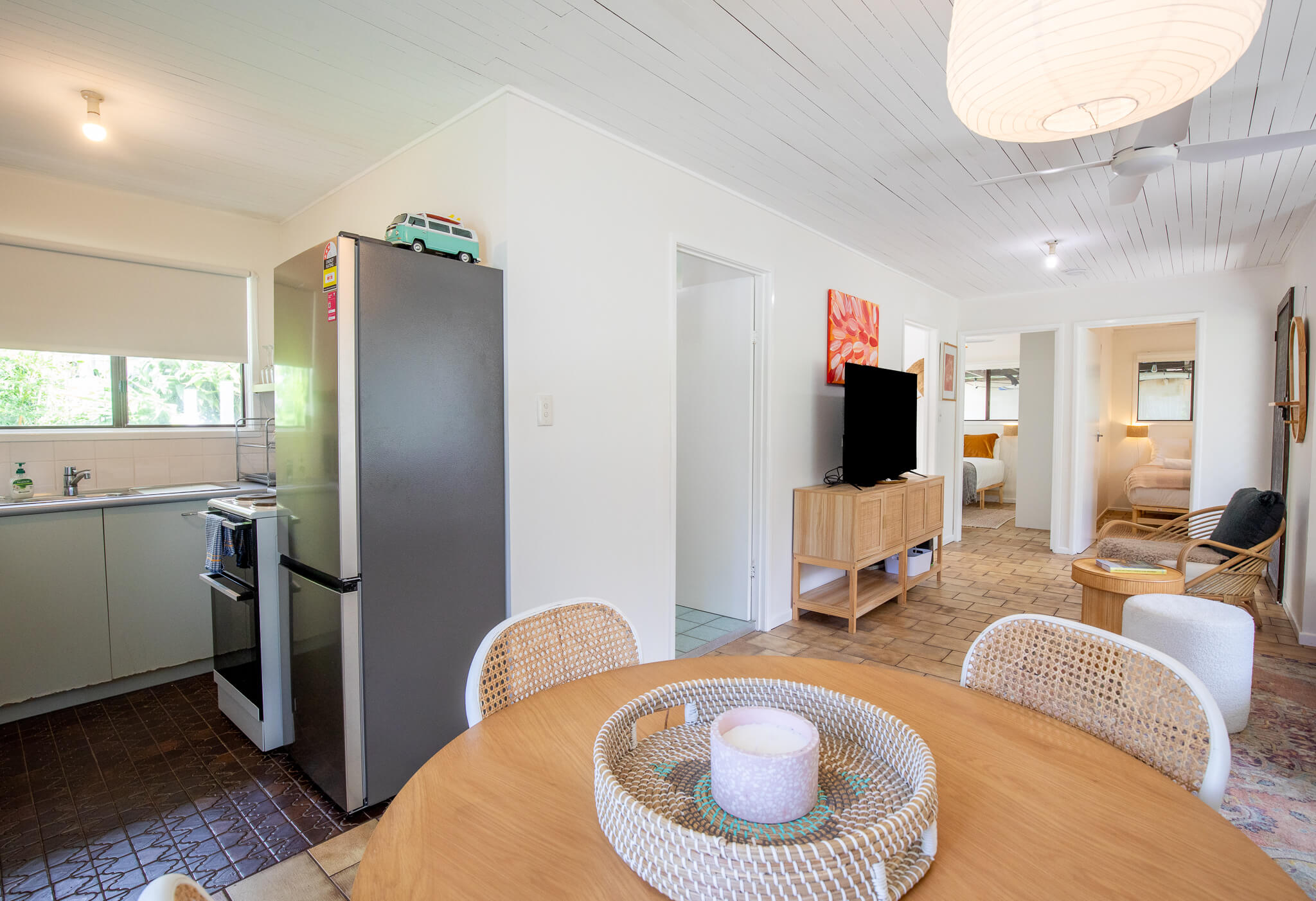 Merinda Crescent Living area and Kitchen
