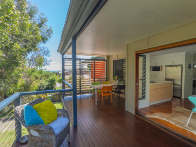2/36 George Nothling Drive, Point Lookout 0