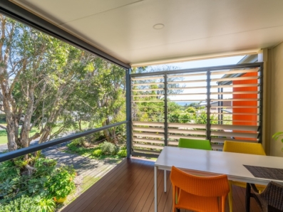 2/36 George Nothling Drive, Point Lookout 0