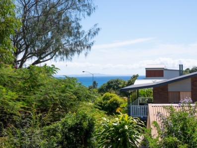 2/36 George Nothling Drive, Point Lookout 0