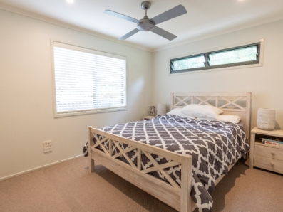 2/36 George Nothling Drive, Point Lookout 0