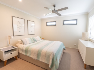 2/36 George Nothling Drive, Point Lookout 0