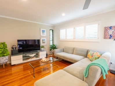 2/36 George Nothling Drive, Point Lookout 0