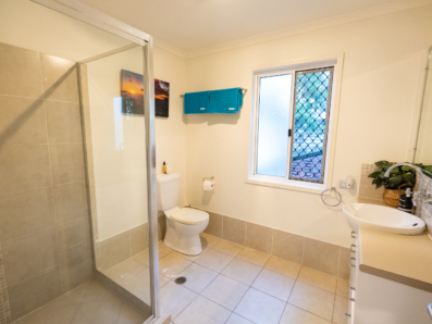 22A Samarinda Drive, Point Lookout 0