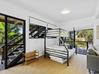 94 Tramican Street, Point Lookout 0