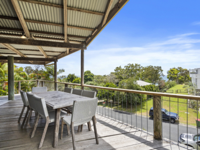 94 Tramican Street, Point Lookout 0