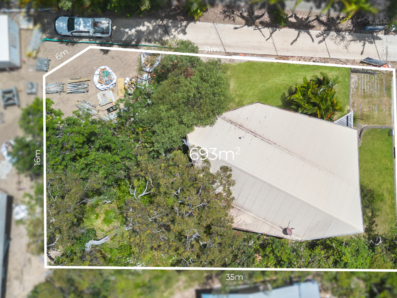 94 Tramican Street, Point Lookout 0