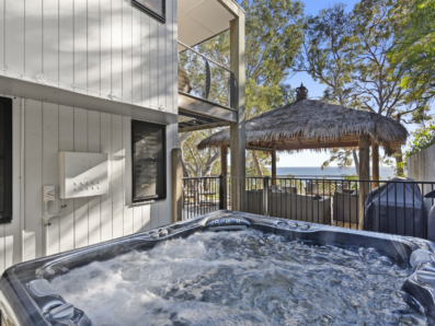 105 Tramican Street, Point Lookout 0
