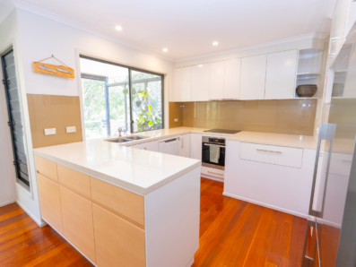 2/36 George Nothling Drive, Point Lookout 0