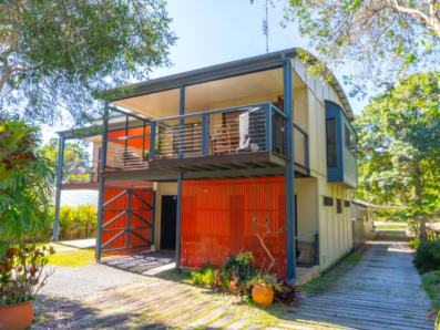 2/36 George Nothling Drive, Point Lookout 0