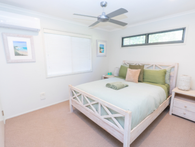 2/36 George Nothling Drive, Point Lookout 0