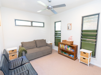 2/36 George Nothling Drive, Point Lookout 0