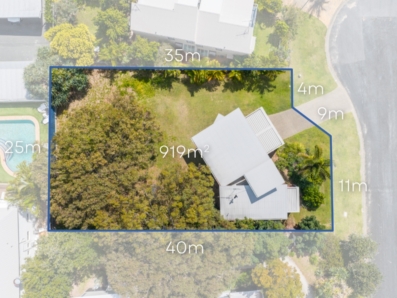 6 Roseby Court, Point Lookout 0
