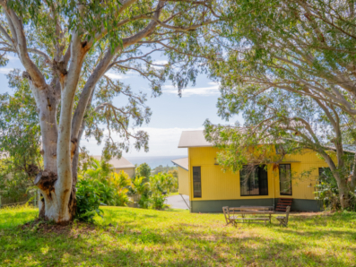 6 Roseby Court, Point Lookout 0