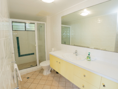 6 Roseby Court, Point Lookout 0