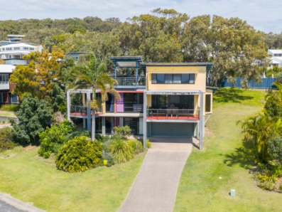 6 Roseby Court, Point Lookout 0