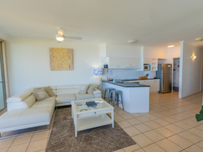40/7a Samarinda Drive, Point Lookout 0
