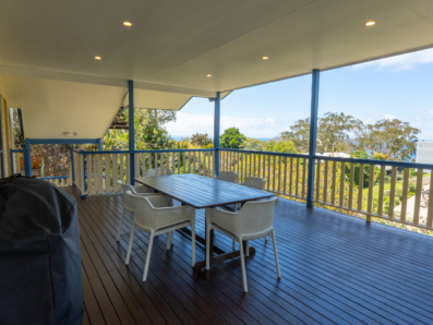 96 Tramican Street, Point Lookout 0