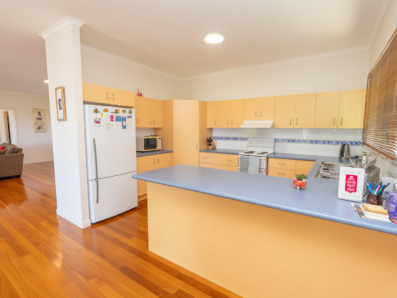 96 Tramican Street, Point Lookout 0