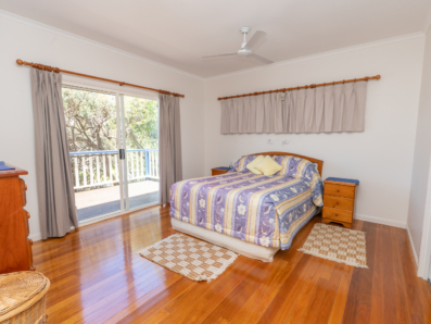 96 Tramican Street, Point Lookout 0