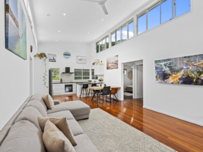 52 Samarinda Drive, Point Lookout 0