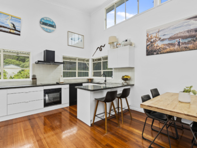 52 Samarinda Drive, Point Lookout 0