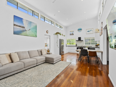 52 Samarinda Drive, Point Lookout 0