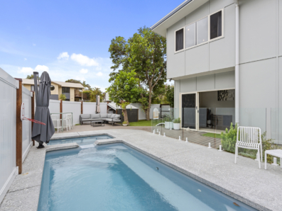 52 Samarinda Drive, Point Lookout 0
