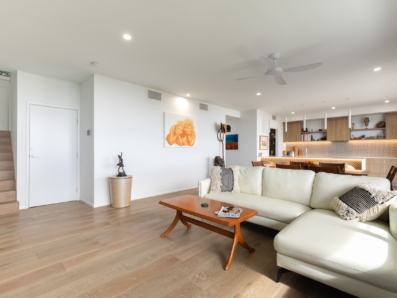 10a Cumming Parade, Point Lookout 0