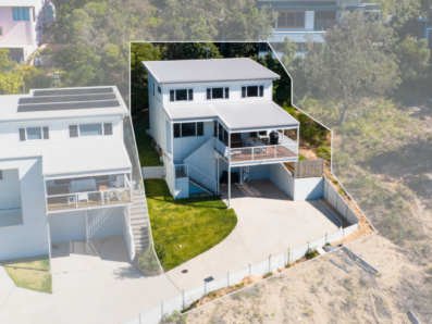 10a Cumming Parade, Point Lookout 0